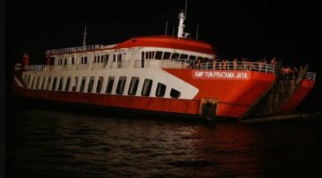 KMP Tunu Pratama Jaya Tenggelam di Selat Bali, 38 Orang Masih Hilang