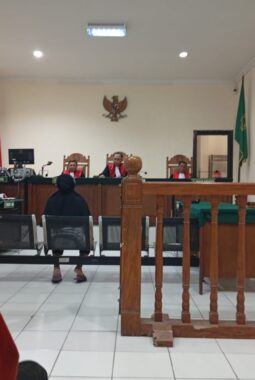 Persidangan Kasus Pencurian Emas dan Berlian di Semarang Barat Ungkap Kejanggalan Penyelidikan Polisi