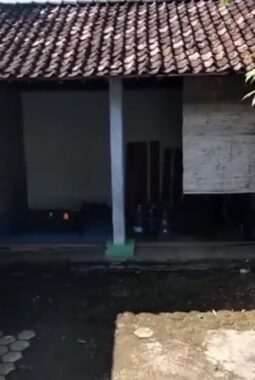 TRAGIS! 4 Anak Dirantai dan Hanya Diberi Makan Singkong di Boyolali, Pemilik Rumah Menghilang