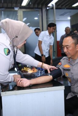 Jelang Hari Jadi ke-74, Humas Polri Gelar Donor Darah