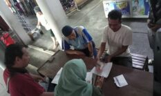 Usai Ganti Kehilangan, Budi Minta Polsek Semarang Selatan Ungkap Kasus Pencurian di Pasar Peterongan   