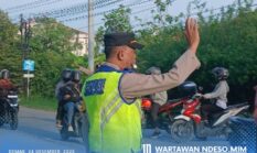 Polsek Kebonagung Polres Demak Rutin Laksanakan Pengaturan Lalu Lintas Pagi Hari Di Kawasan Rawan Kecelakan Dan Kemacetan